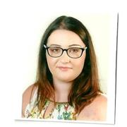 Insegnante madrelingua offre lezioni di italiano e latino: Letteratura e grammatica, analisi testuale, esercizi di linguistica e di scrittura